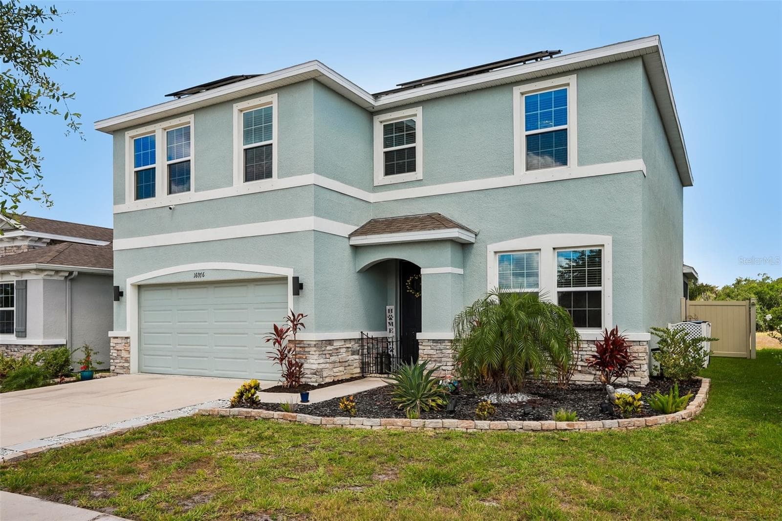 16976 OVAL RUM DRIVE — photo 2 of 73