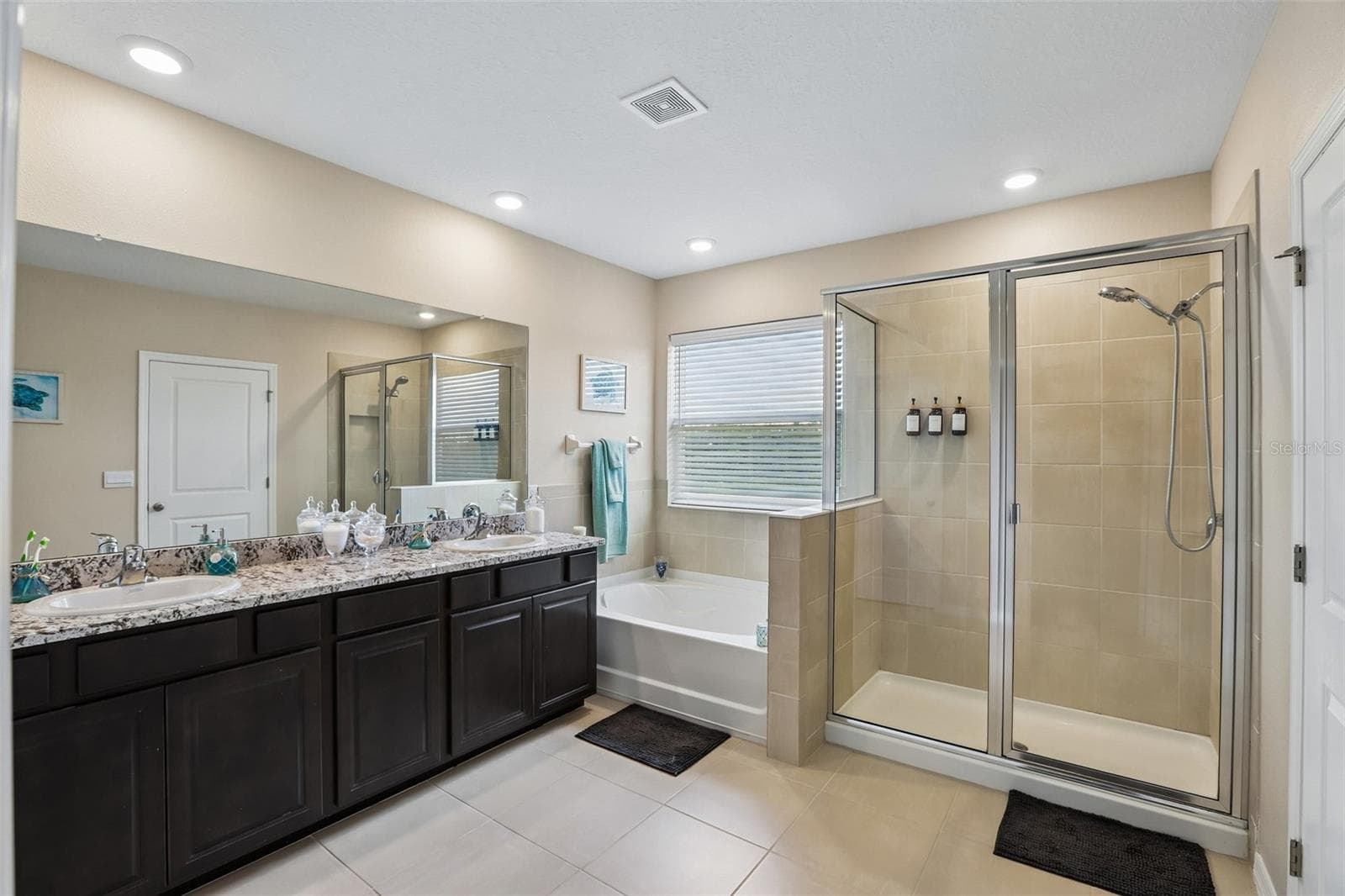 16976 OVAL RUM DRIVE — photo 40 of 73