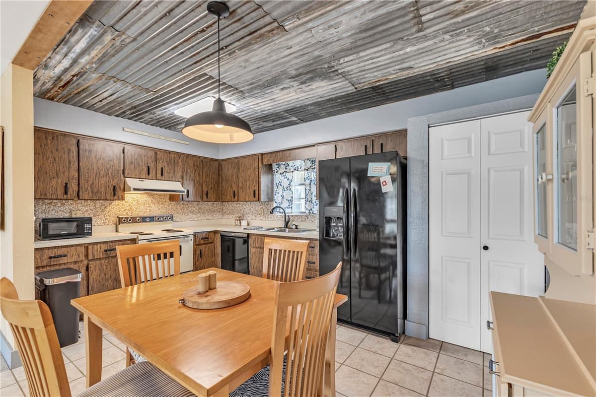 1640 JUNO TRAIL — photo 4 of 31