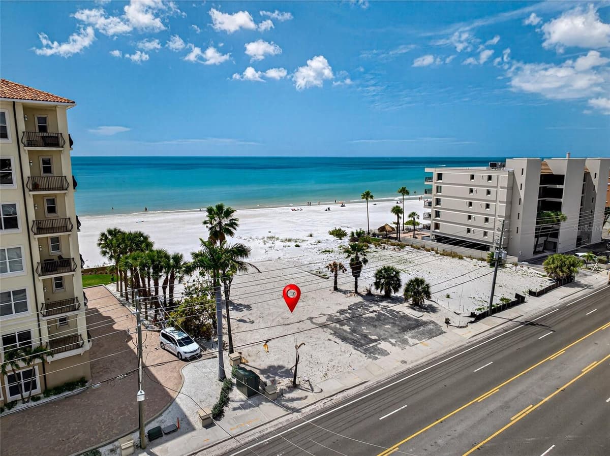 13642 GULF BOULEVARD — photo 21 of 23