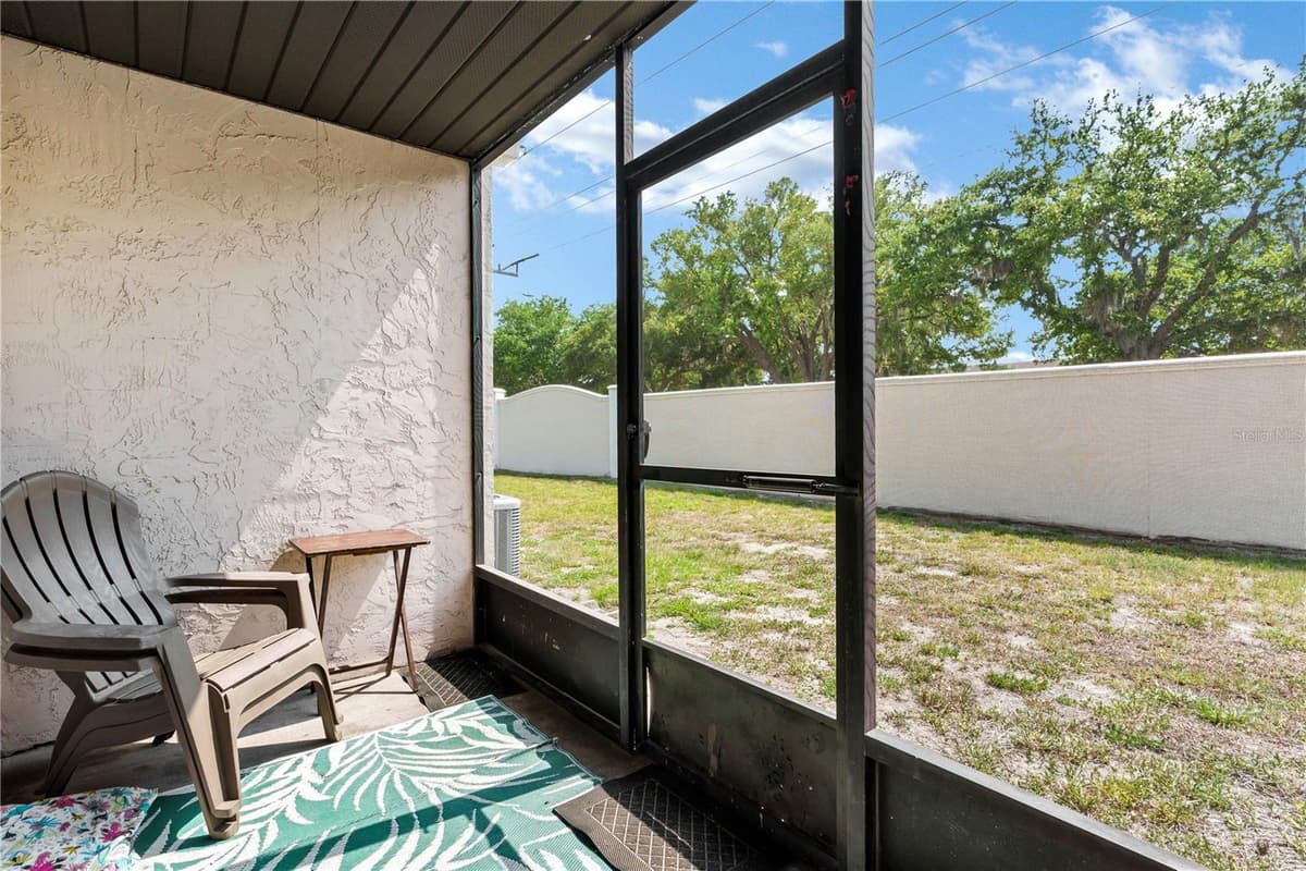 428 BANANA CAY DRIVE — photo 21 of 30