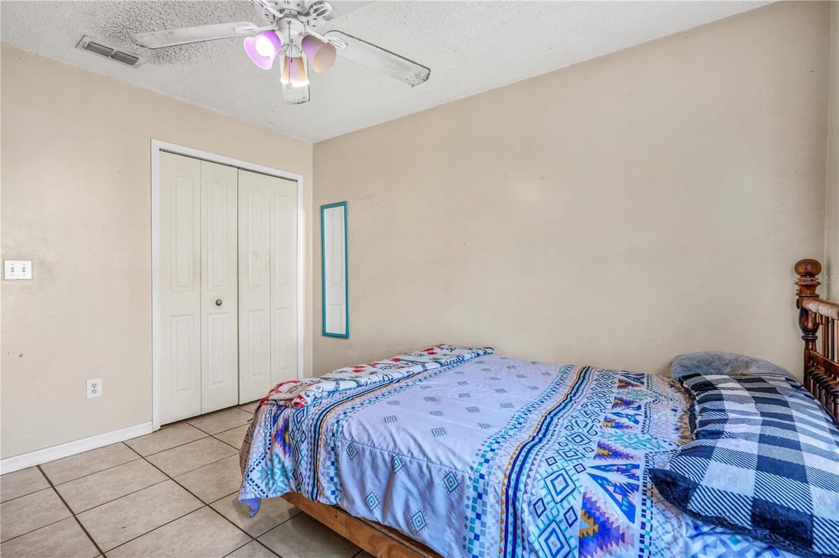 428 BANANA CAY DRIVE — photo 19 of 30