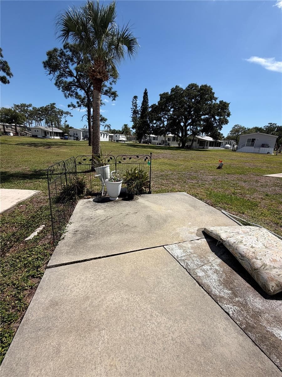 158 BROOKSHIRE DRIVE — photo 15 of 24
