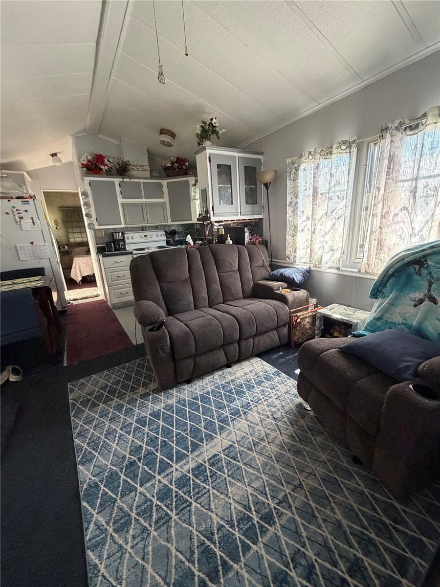 158 BROOKSHIRE DRIVE — photo 5 of 24