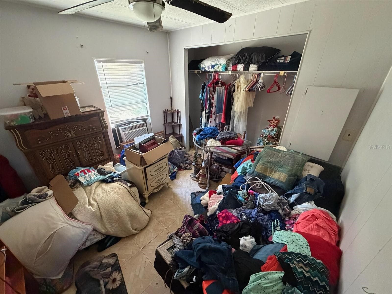 3633 LAZY LAKE DRIVE — photo 14 of 15