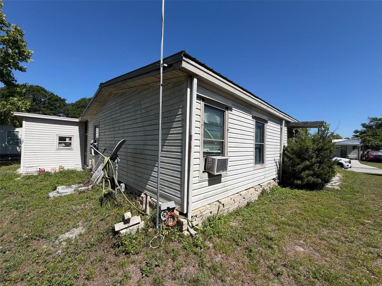 3633 LAZY LAKE DRIVE — photo 5 of 15