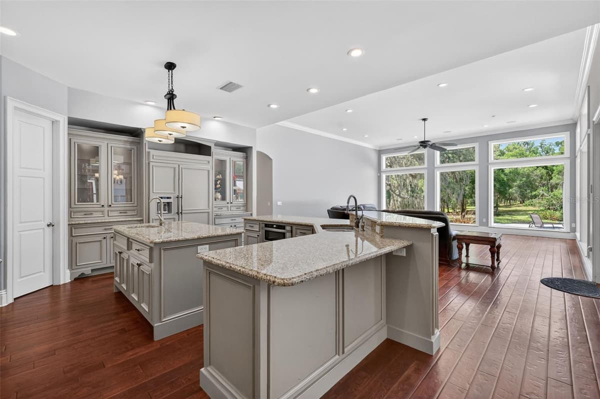 2110 HIGHLAND PARK ROAD — photo 12 of 82