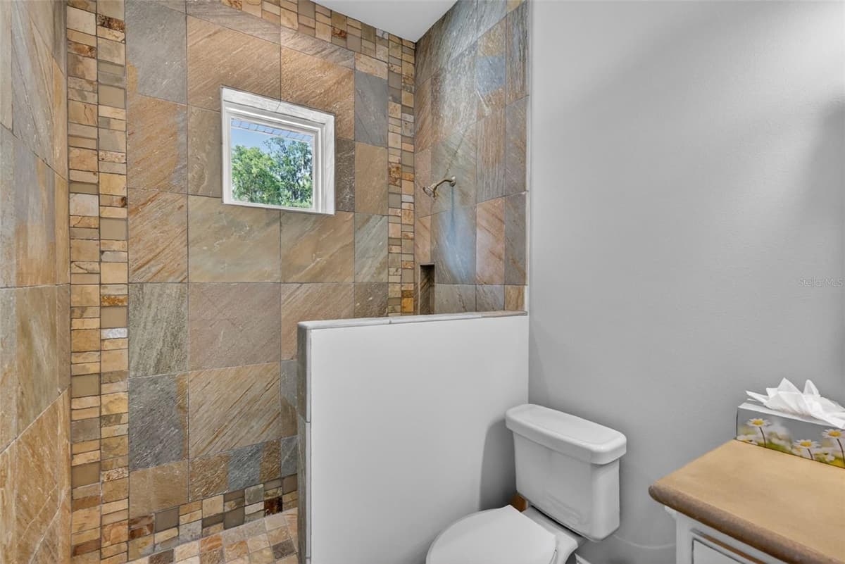 2110 HIGHLAND PARK ROAD — photo 47 of 82