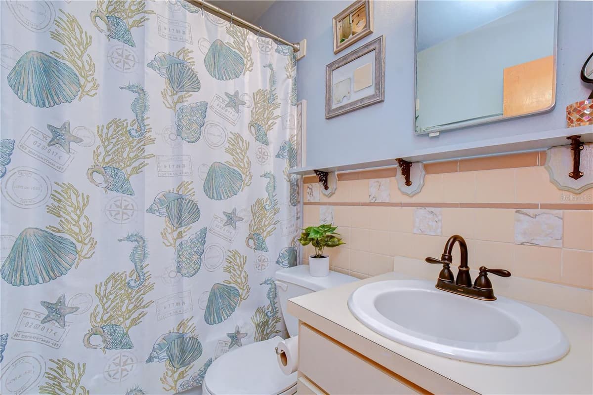 4022 57TH STREET — photo 25 of 29
