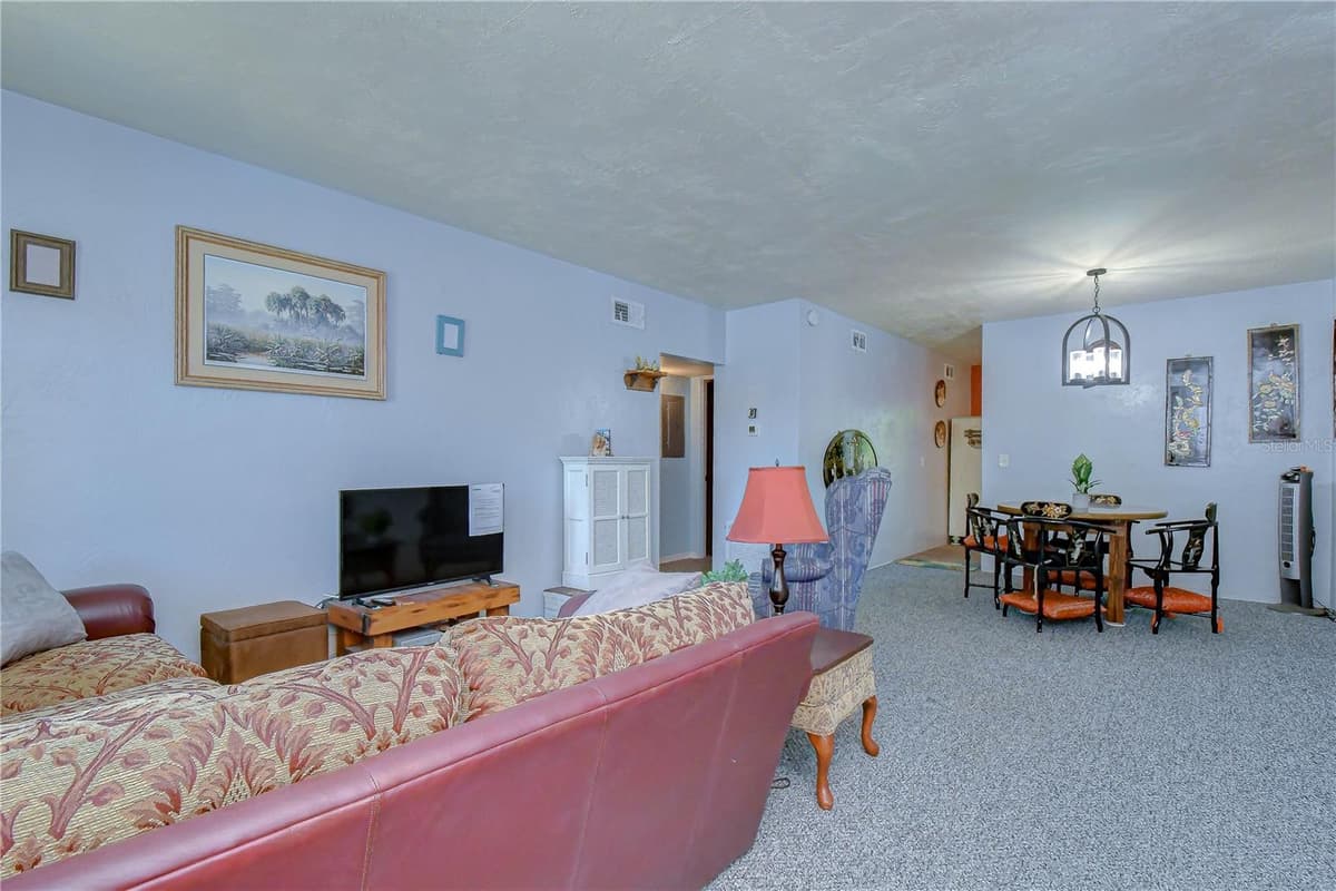 4022 57TH STREET — photo 5 of 29
