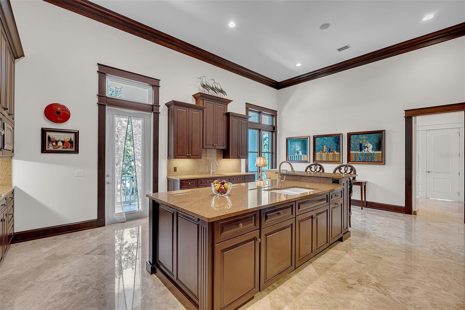 8132 SANDERLING ROAD — photo 38 of 69