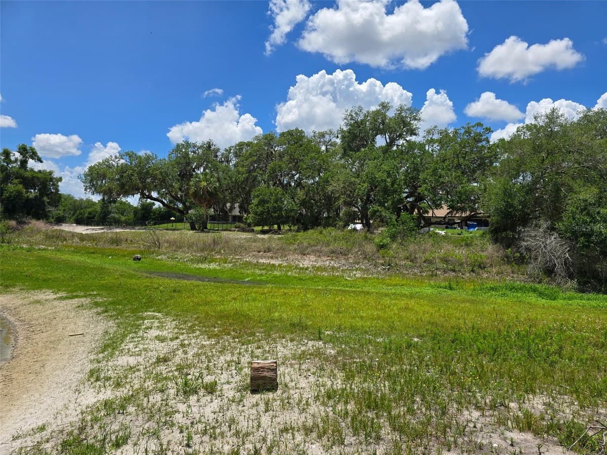 5066 WESTLAKE BOULEVARD — photo 3 of 6