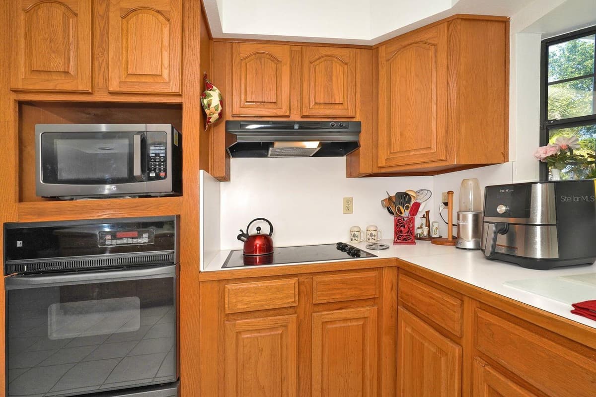 2080 NEWFOUND HARBOR DRIVE — photo 14 of 69