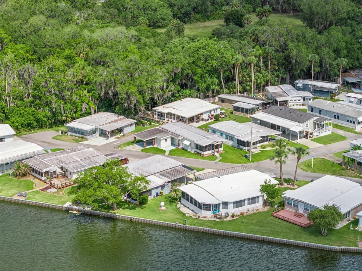 13 COCOS PLUMOSA DRIVE — photo 45 of 46