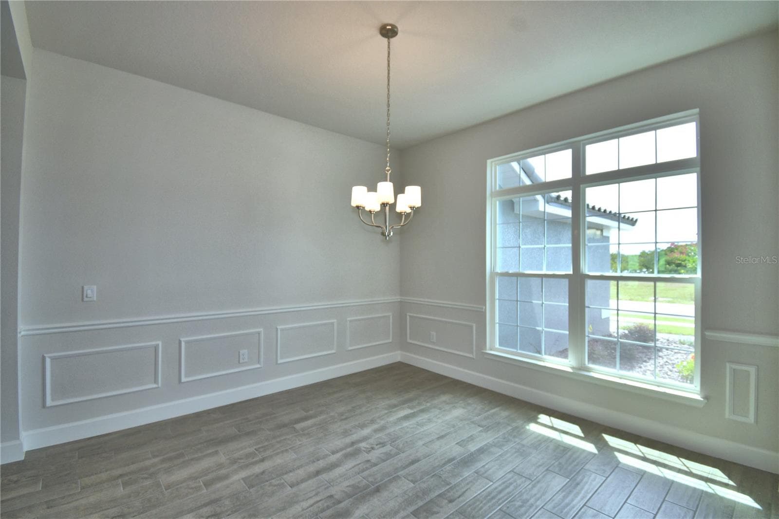 5421 WATERSIDE DRIVE — photo 6 of 68