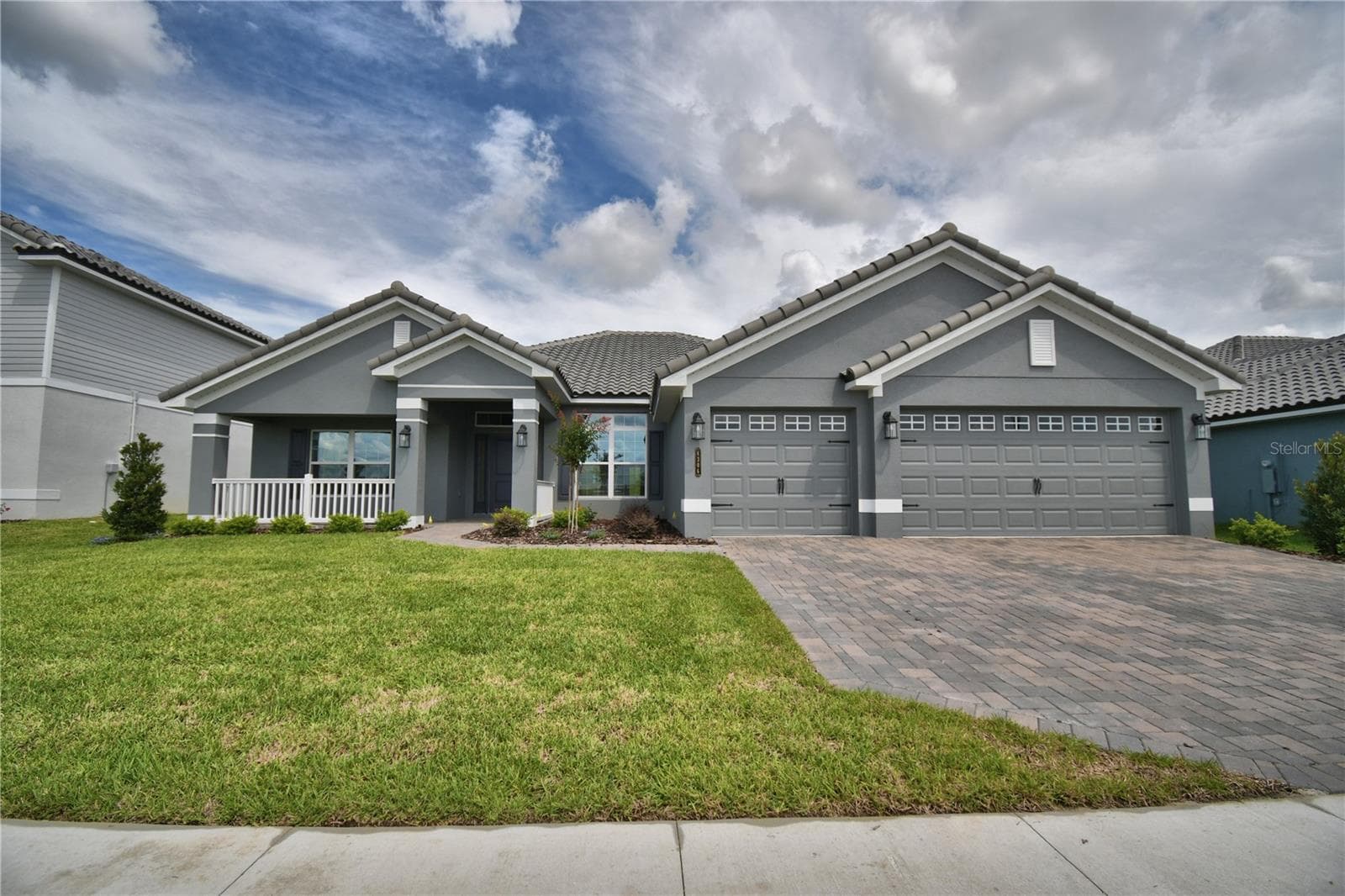 5421 WATERSIDE DRIVE — photo 1 of 68