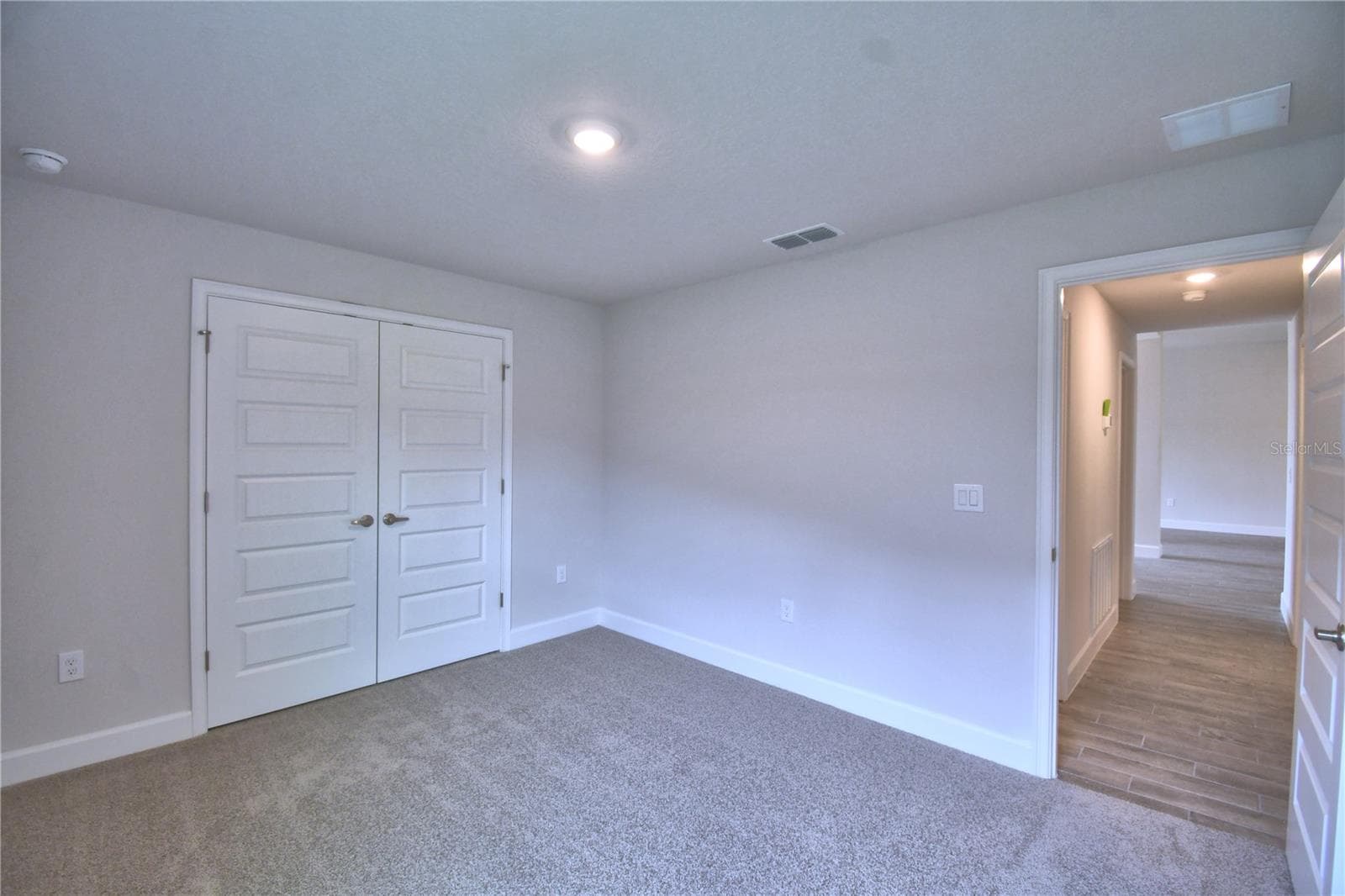 5421 WATERSIDE DRIVE — photo 28 of 68
