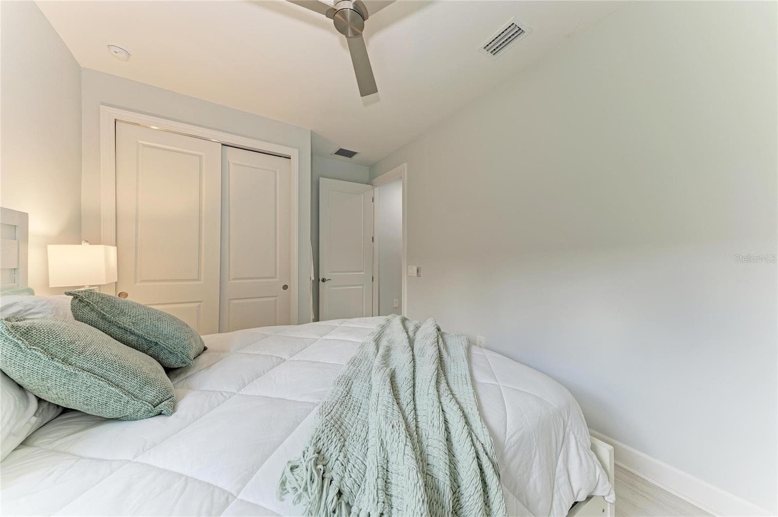 7412 SUMMERLAND COVE — photo 31 of 79