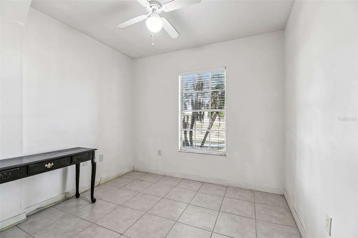 855 BRANDON BOULEVARD — photo 14 of 16