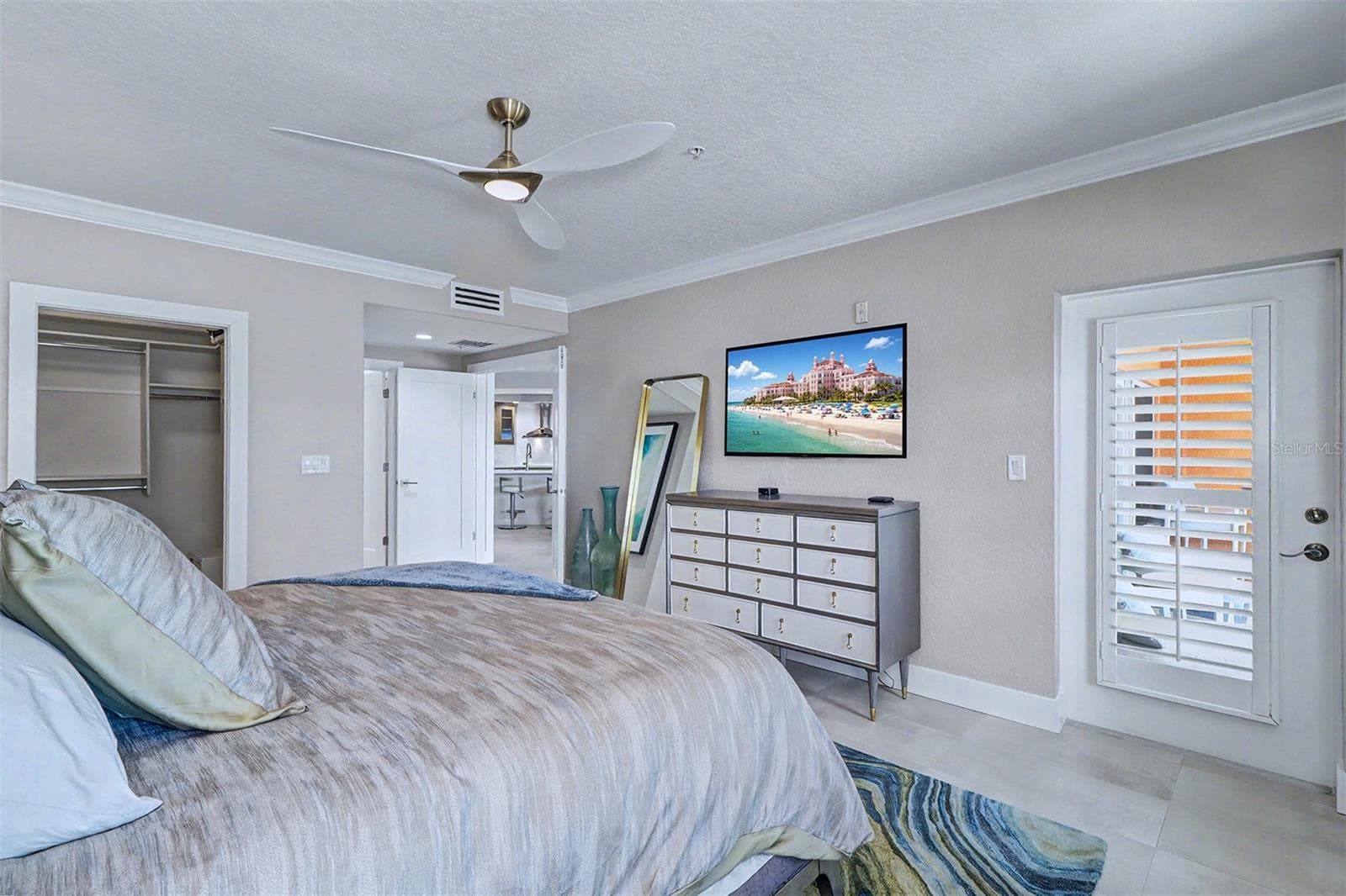 5301 GULF BOULEVARD — photo 15 of 49