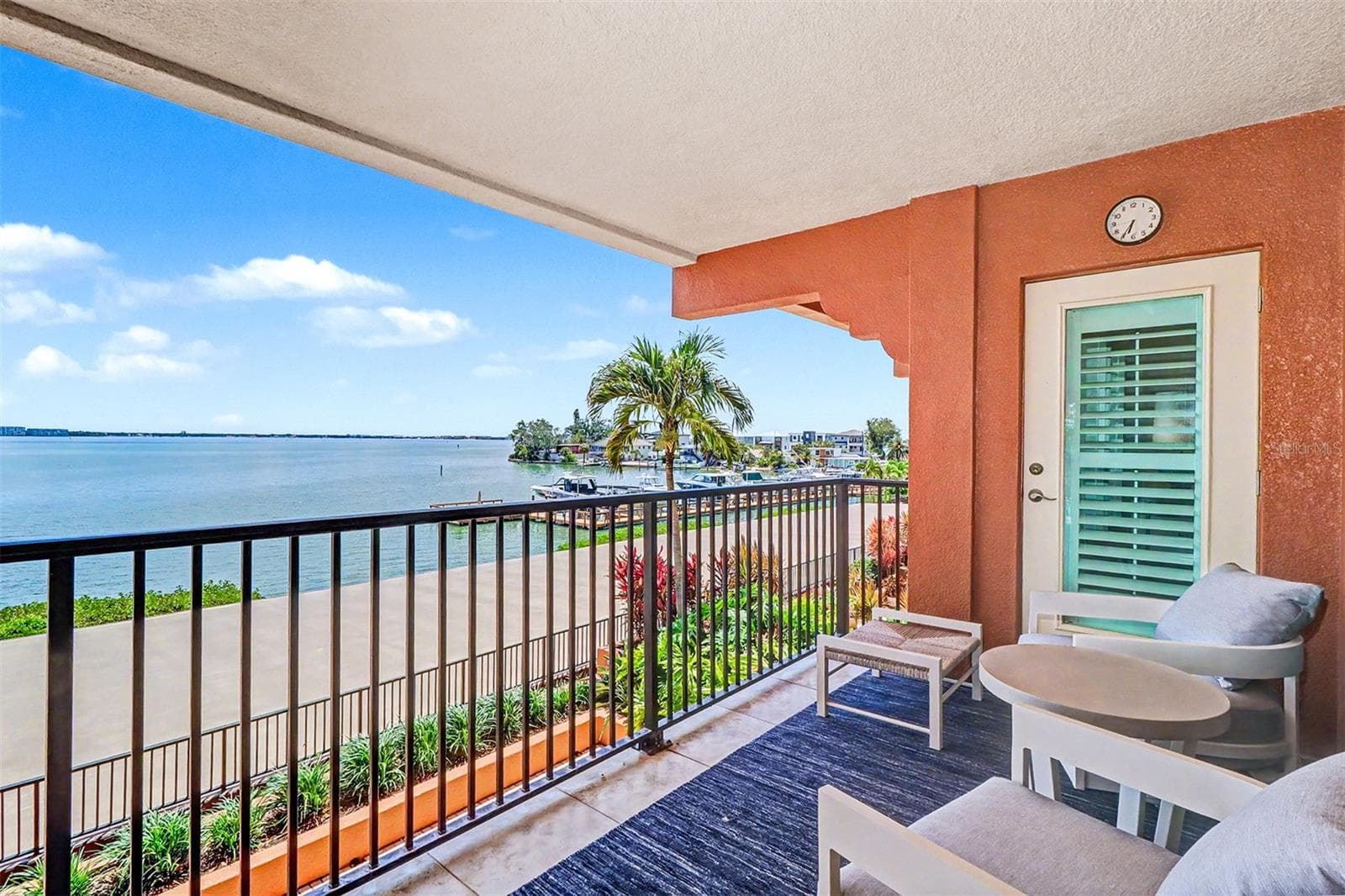 5301 GULF BOULEVARD — photo 6 of 49
