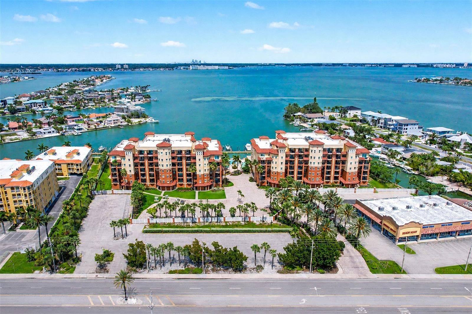 5301 GULF BOULEVARD — photo 44 of 49