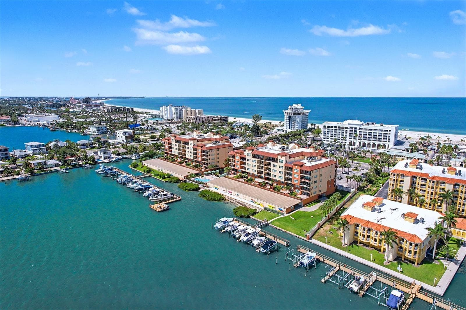 5301 GULF BOULEVARD — photo 41 of 49