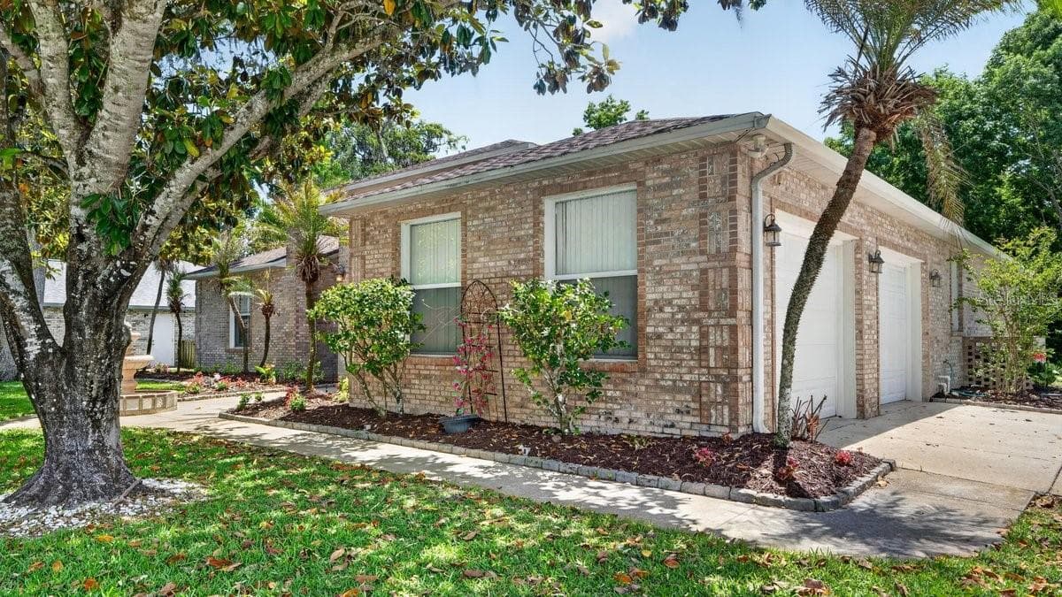 941 GEORGE HECKER DRIVE — photo 49 of 58