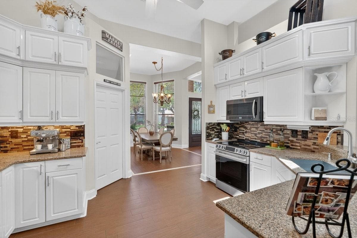 941 GEORGE HECKER DRIVE — photo 16 of 58