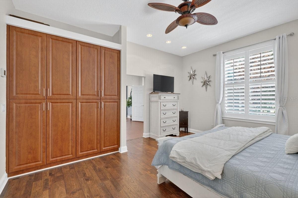 941 GEORGE HECKER DRIVE — photo 21 of 58