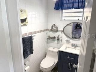 927 ANTON RUIZ — photo 13 of 36
