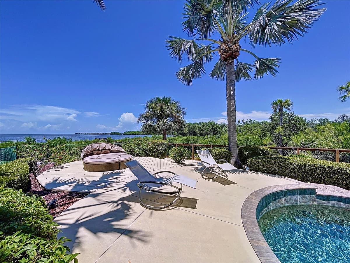 511 SEAVIEW DRIVE — photo 41 of 46