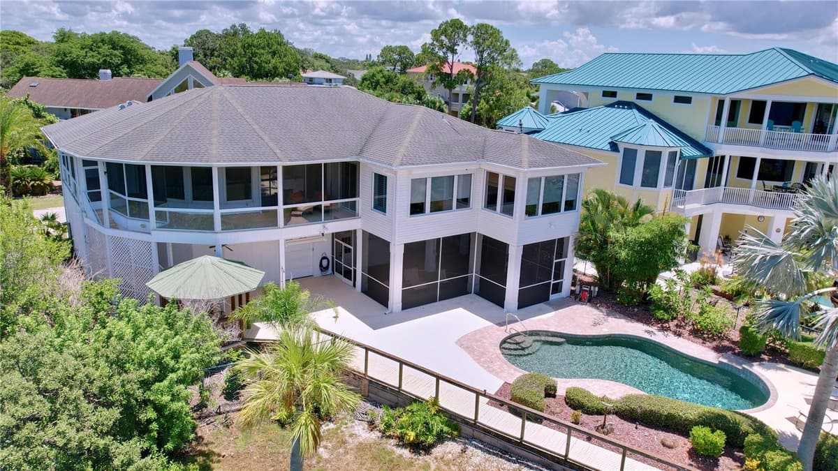 511 SEAVIEW DRIVE — photo 35 of 46