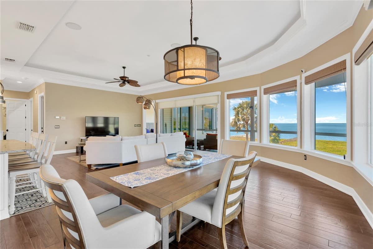 511 SEAVIEW DRIVE — photo 13 of 46