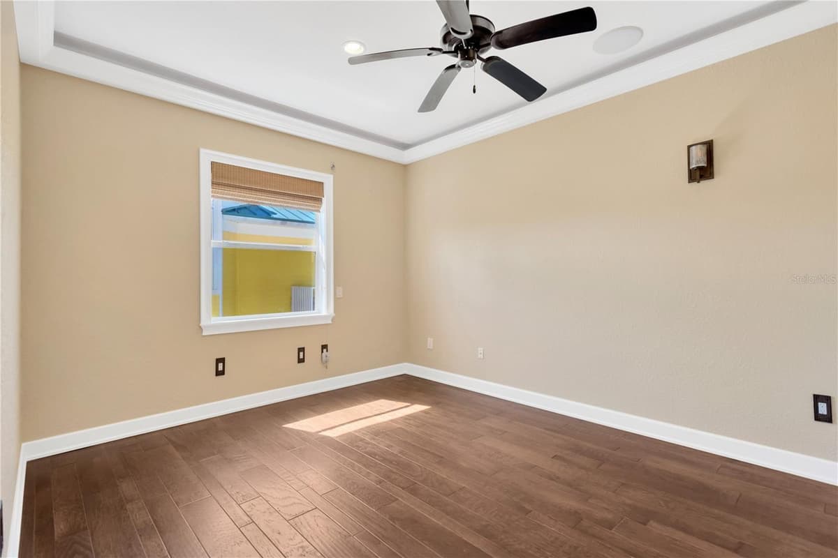 511 SEAVIEW DRIVE — photo 32 of 46