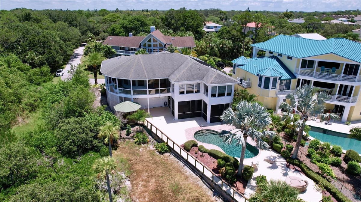 511 SEAVIEW DRIVE — photo 37 of 46