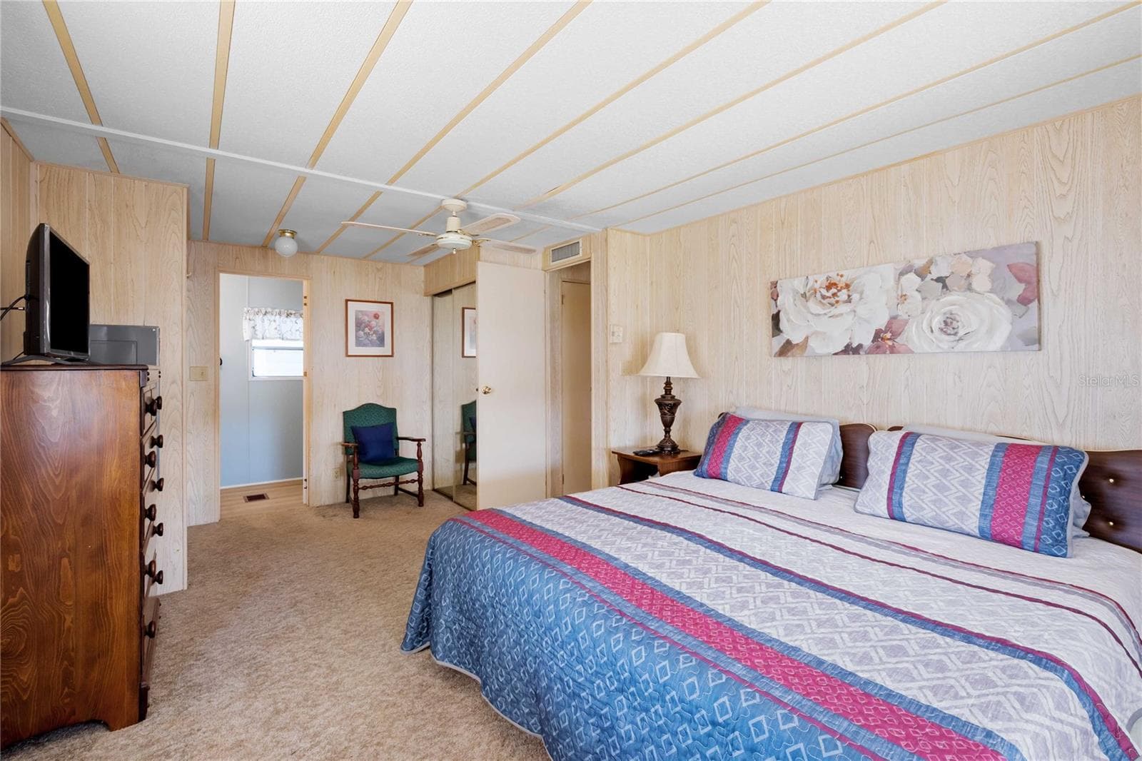 36831 GRACE AVENUE — photo 13 of 64