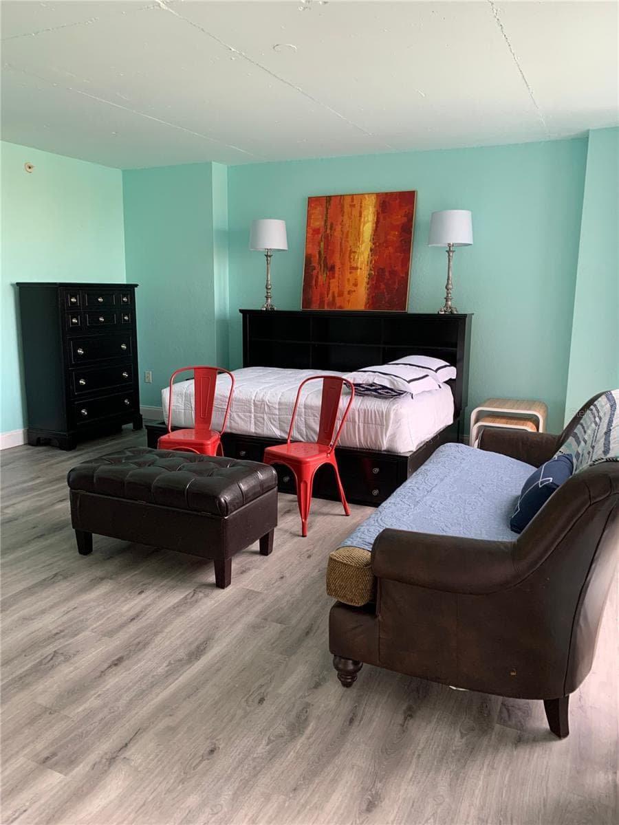 470 3RD STREET — photo 3 of 17