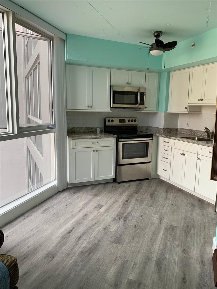 470 3RD STREET — photo 5 of 17