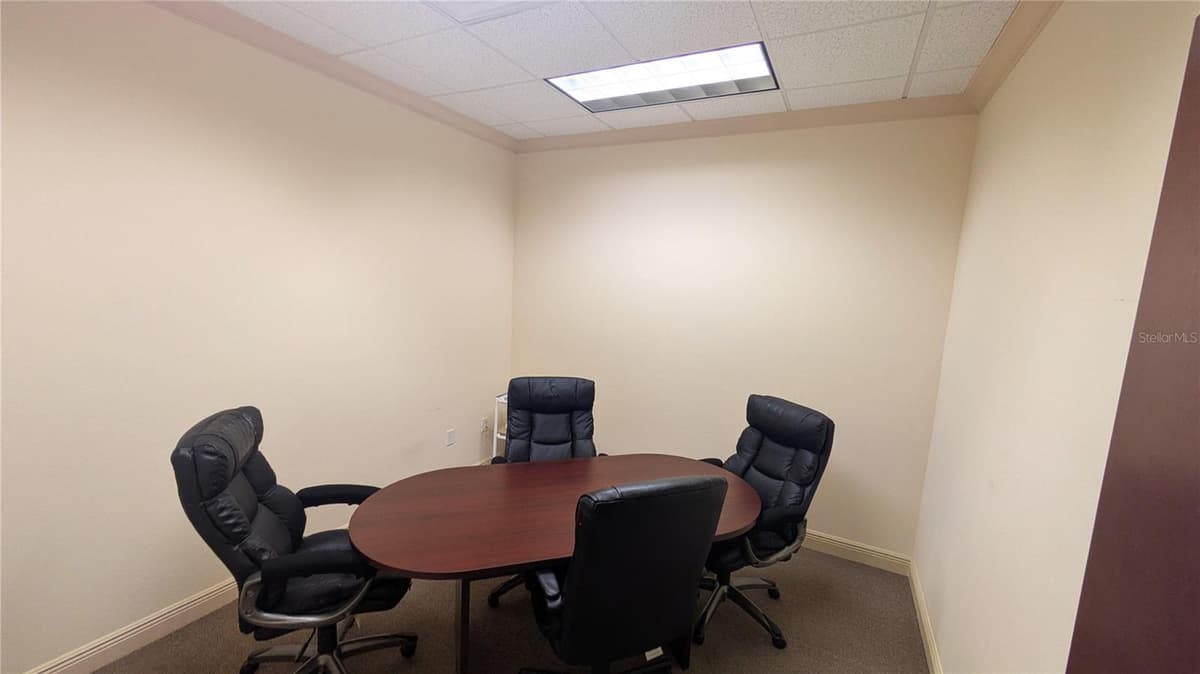 5265 OFFICE PARK BOULEVARD — photo 5 of 9