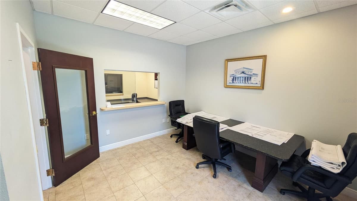 5265 OFFICE PARK BOULEVARD — photo 8 of 9