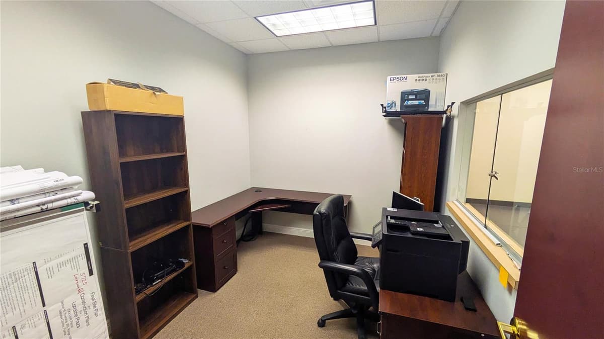 5265 OFFICE PARK BOULEVARD — photo 4 of 9