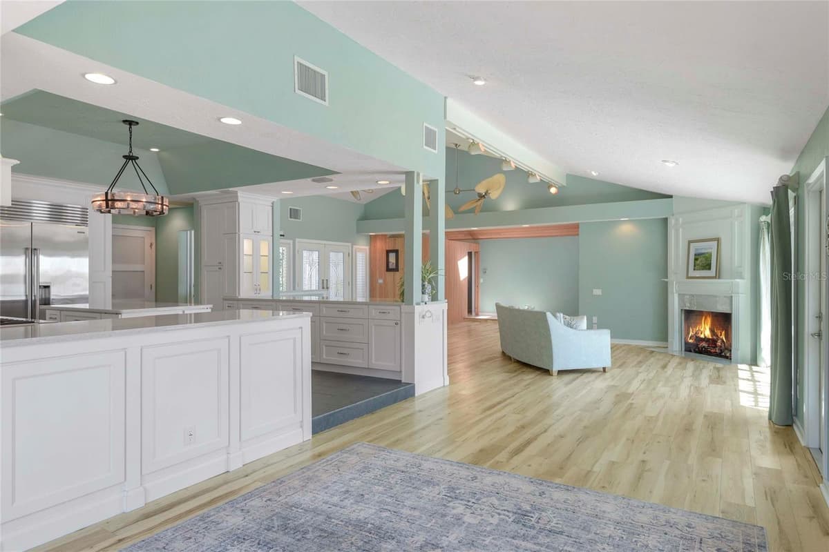 1215 COMMODORE DRIVE — photo 38 of 88