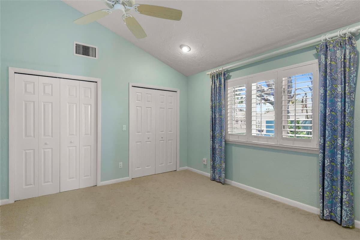 1215 COMMODORE DRIVE — photo 48 of 88