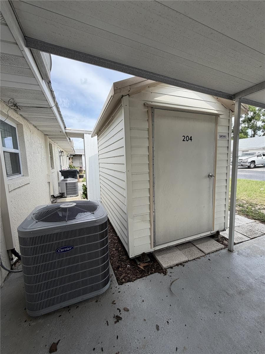204 ANOKA AVENUE — photo 17 of 18