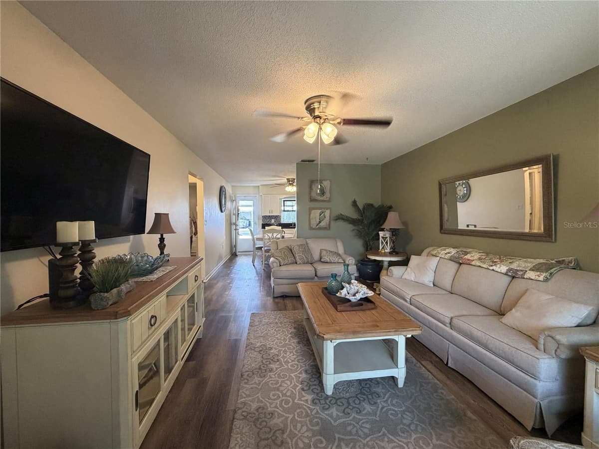204 ANOKA AVENUE — photo 5 of 18