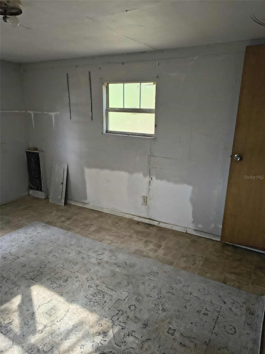2840 EATON AVENUE — photo 10 of 13