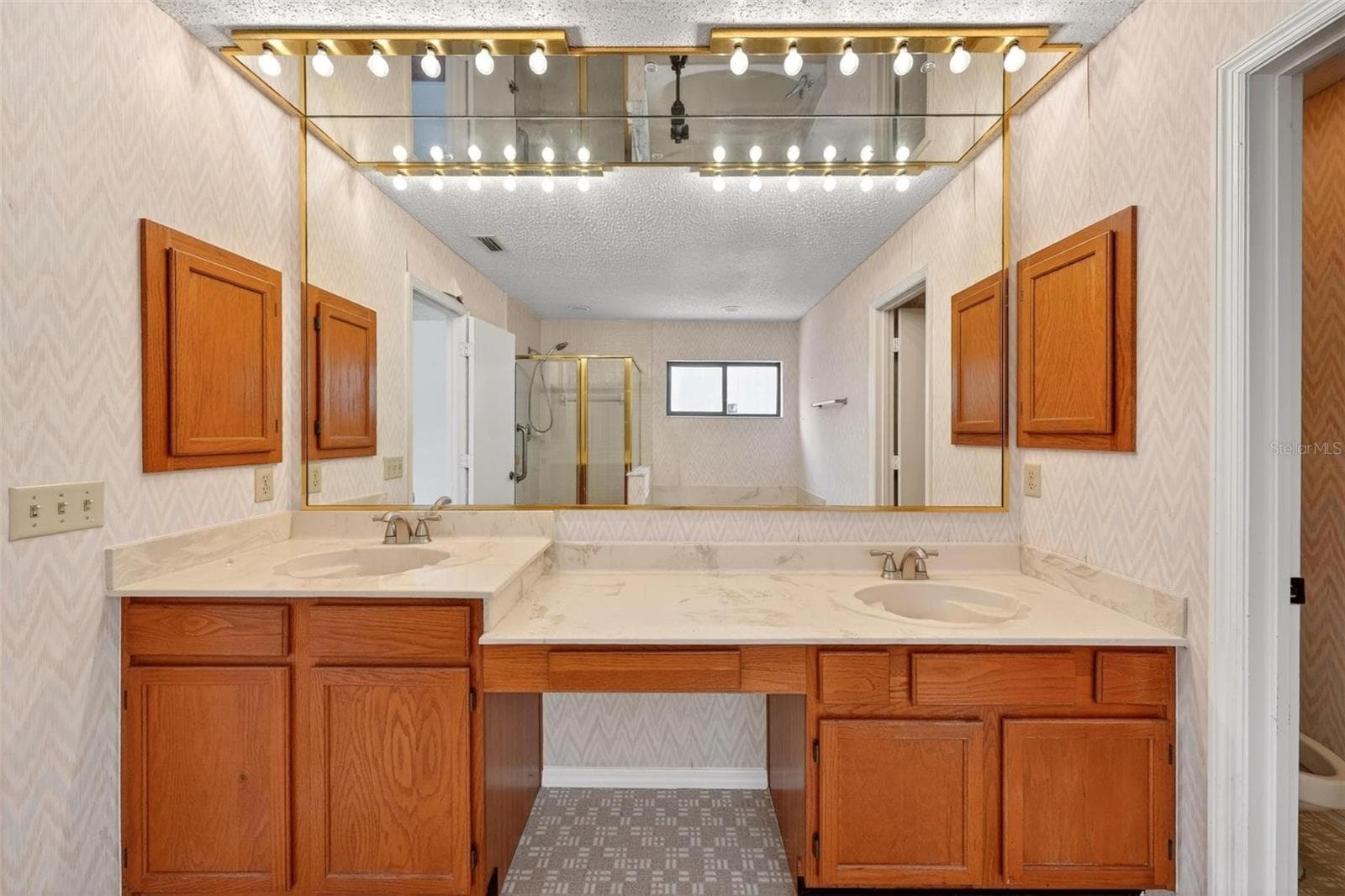 759 TOMLINSON TERRACE — photo 42 of 84
