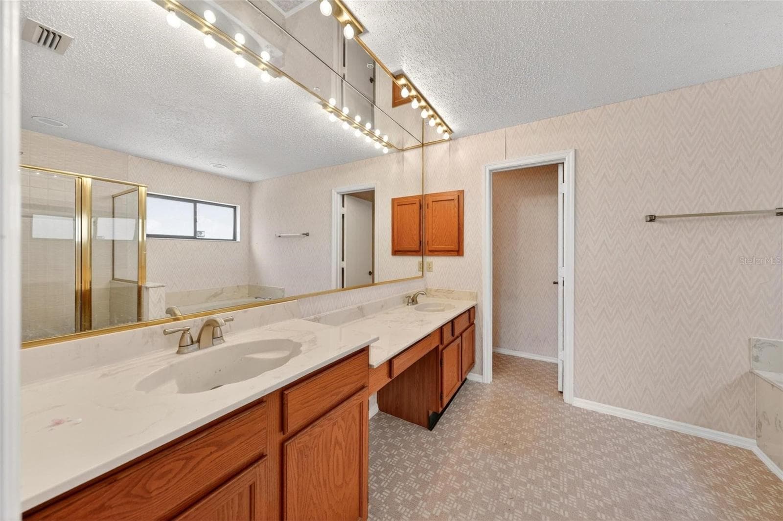 759 TOMLINSON TERRACE — photo 40 of 84
