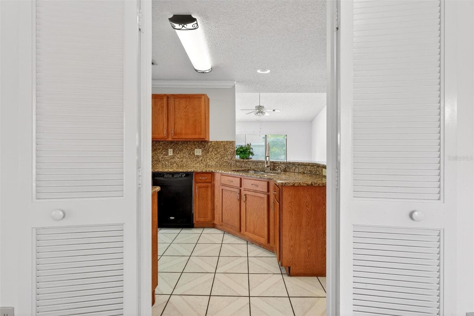 759 TOMLINSON TERRACE — photo 13 of 84